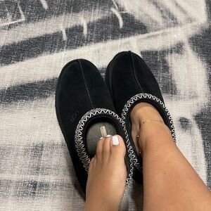 UGG Women's Cozy Black Slippers